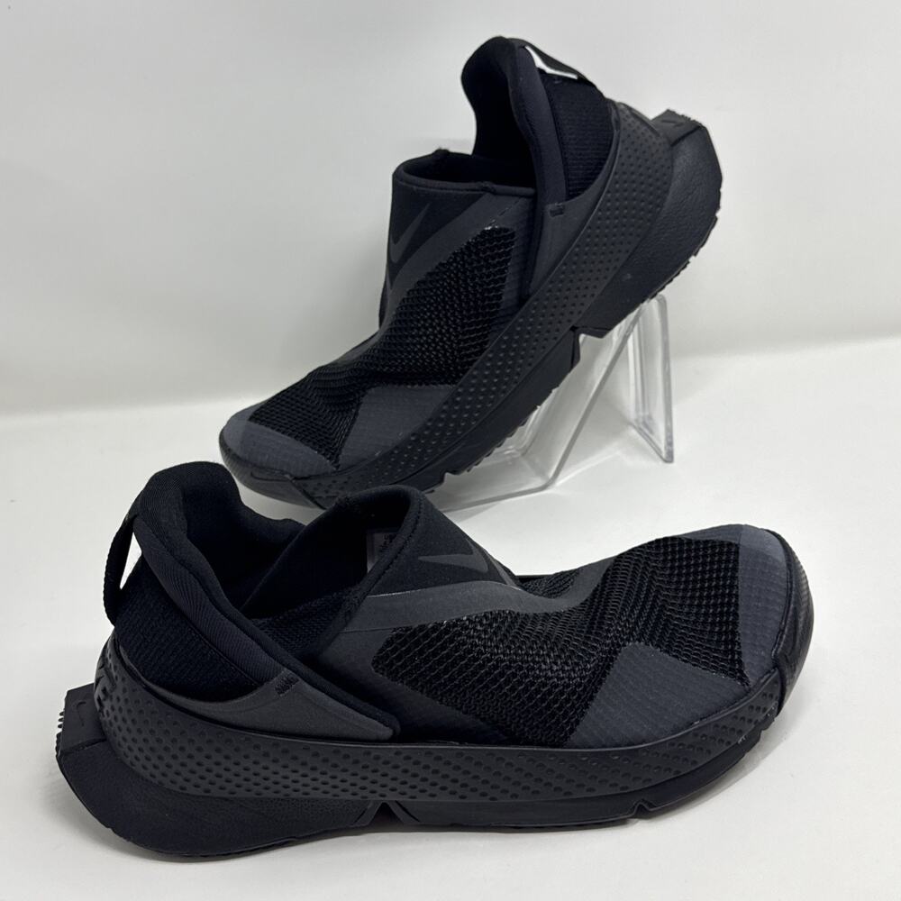 Nike Women’s Size 6.5 US Nike Go FlyEase Triple Black Sneakers Shoes DR5540-006
